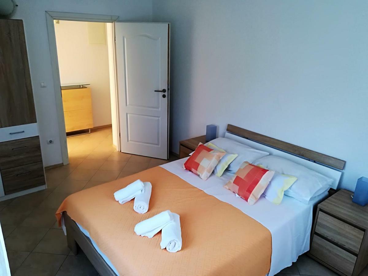 Apartman Rosanda 1 Premuda Exterior photo